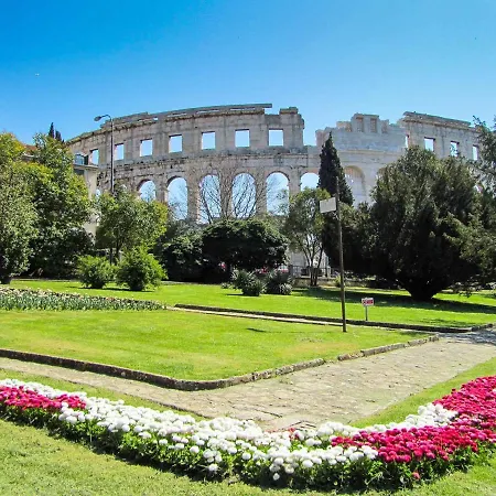 Vakantiehuis In - Istrien 17365 *